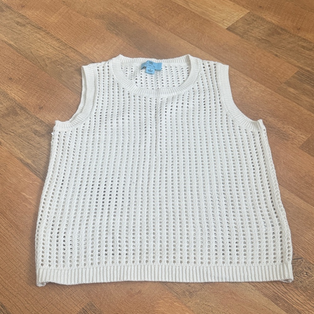 CeCe White Sleeveless Knit Top